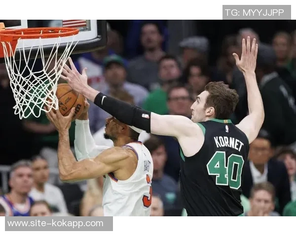 科内特替补出战14分钟完美表现6投全中砍下16分4篮板引发热议 科内特替补出战14分钟完美表现6投全中砍下16分4篮板引发热议