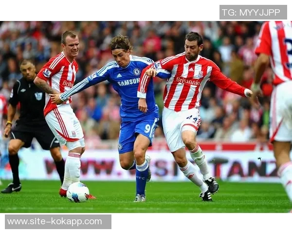 切尔西发布海报热身联赛杯对阵狼队德拉普独自亮相引关注 切尔西发布海报热身联赛杯对阵狼队德拉普独自亮相引关注