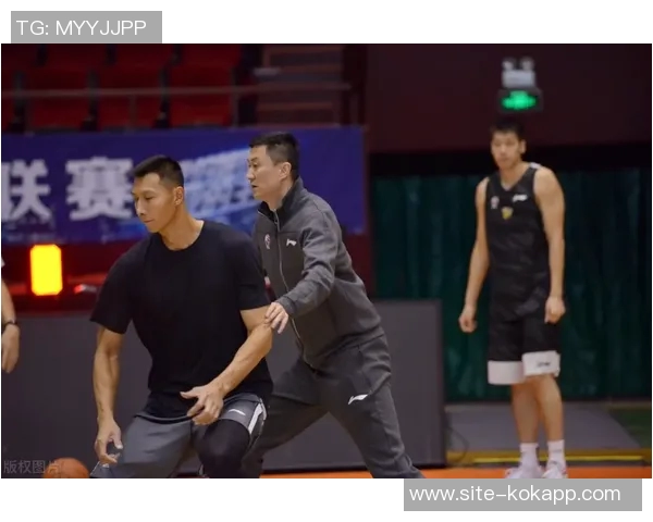 姚明在中国赛重聚老友期待与一哥探讨养老金话题 姚明在中国赛重聚老友期待与一哥探讨养老金话题